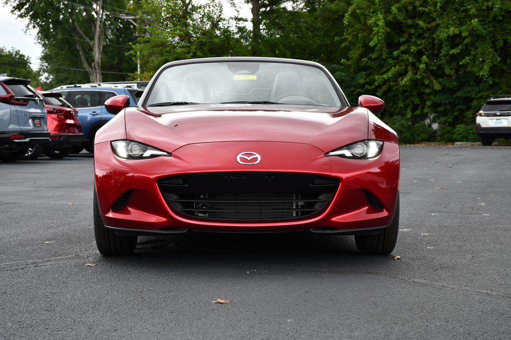 New 2026 MAZDA MX-5 Miata Grand Touring RWD image 2