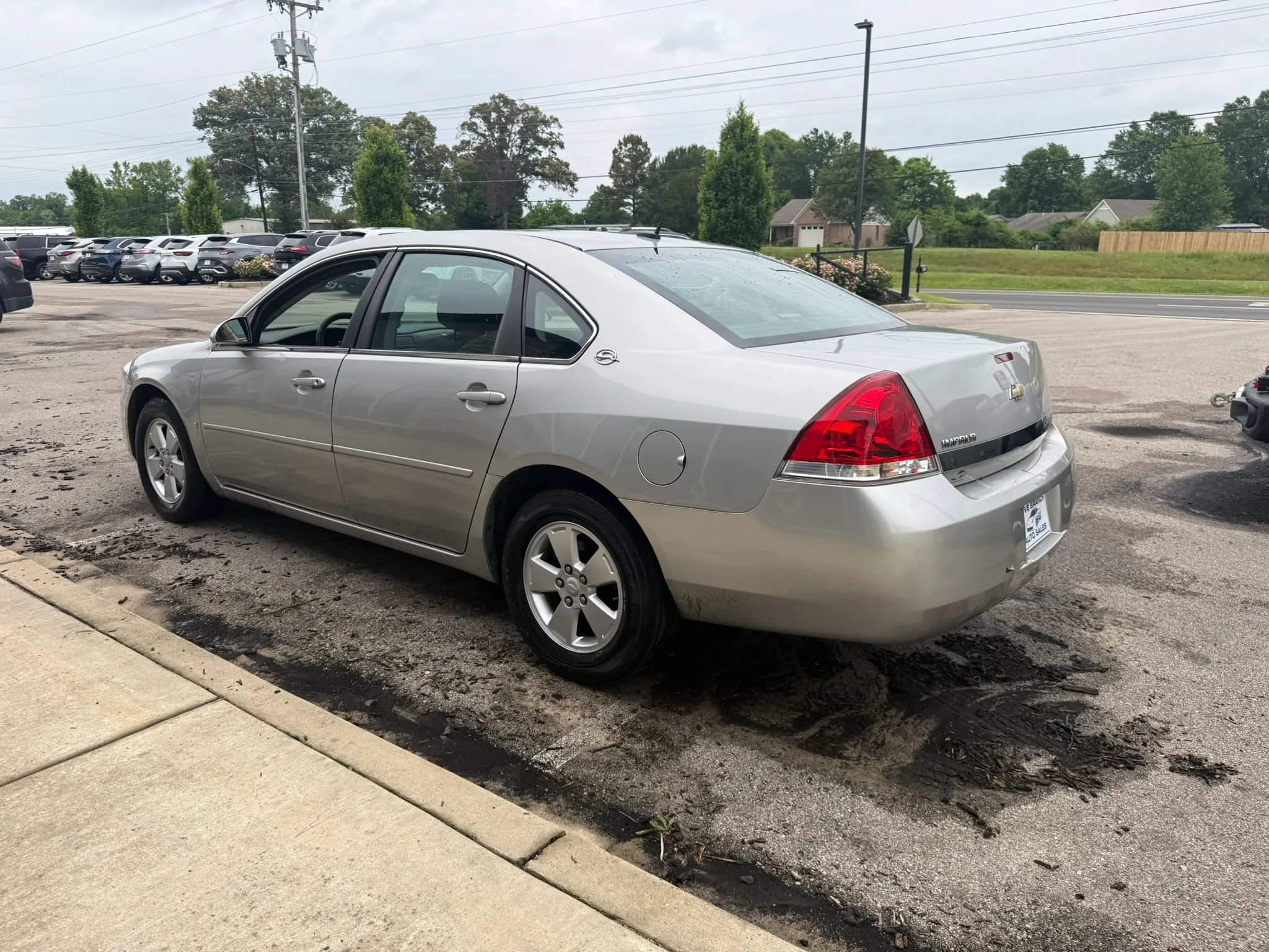 Used 2008 Chevrolet Impala LT FWD image 5