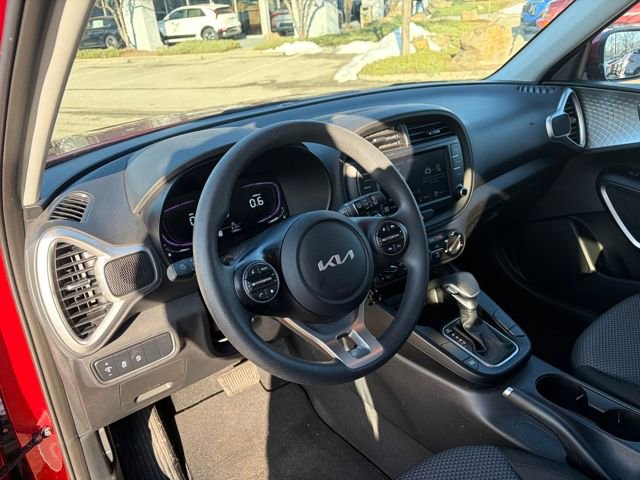 Certified 2023 Kia Soul LX w/ LX Technology Package image 26