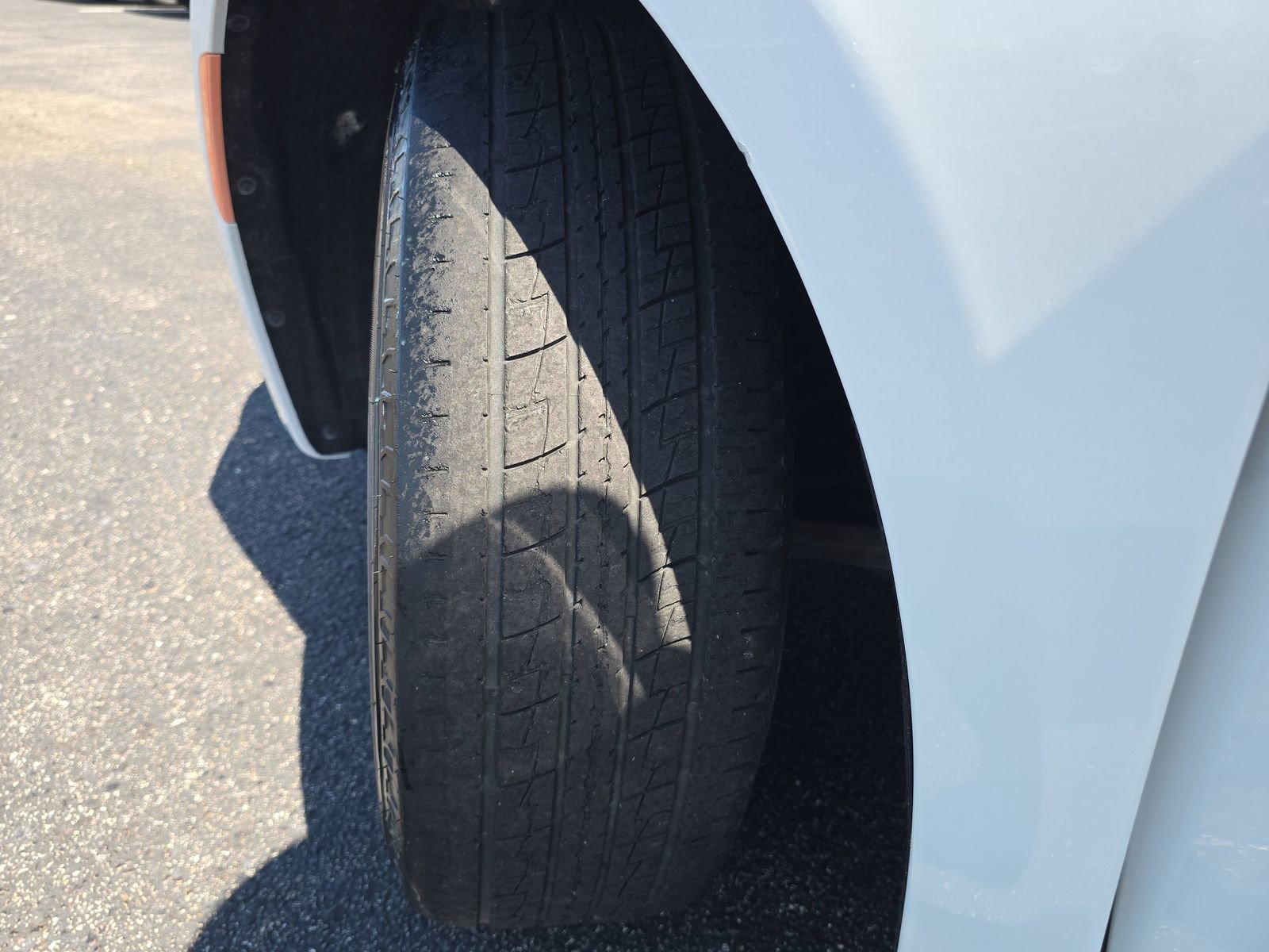 Used 2020 Chrysler Pacifica Touring image 28