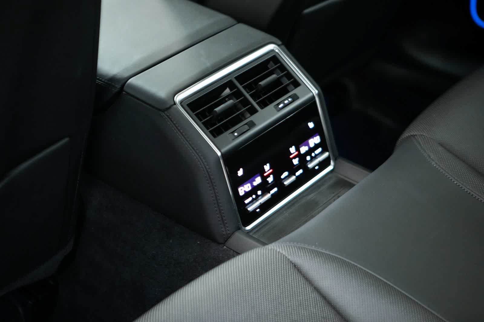 Certified 2023 Porsche Panamera RWD image 29