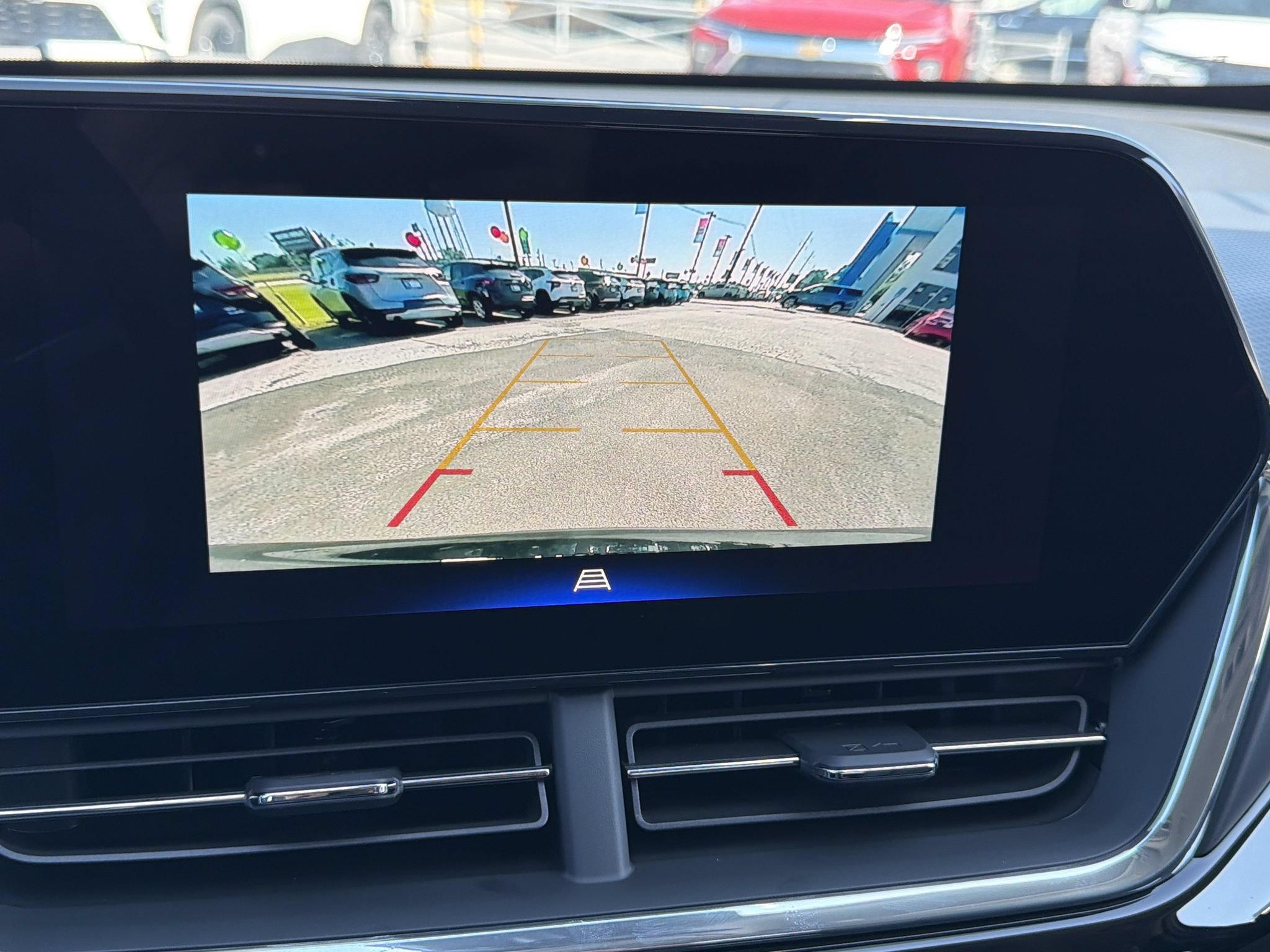 New 2026 Chevrolet Trax ACTIV w/ Sunroof Package FWD image 6