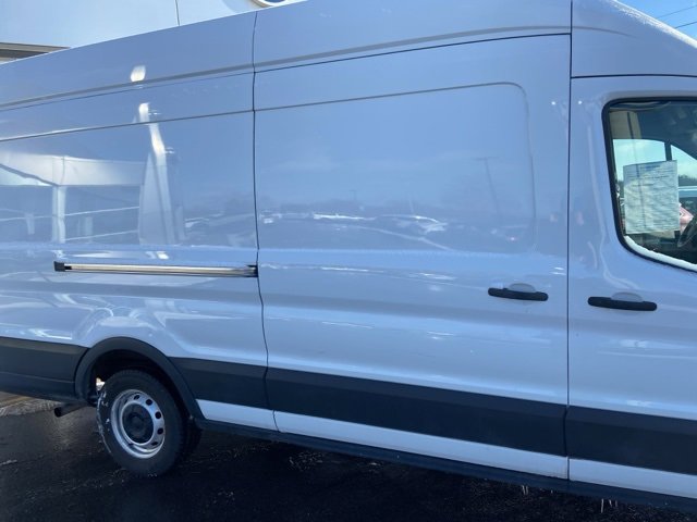 Used 2022 Ford Transit 250 148 High Roof Extended image 22