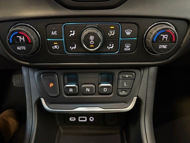 Used 2021 GMC Terrain SLT w/ Infotainment Package II image 13