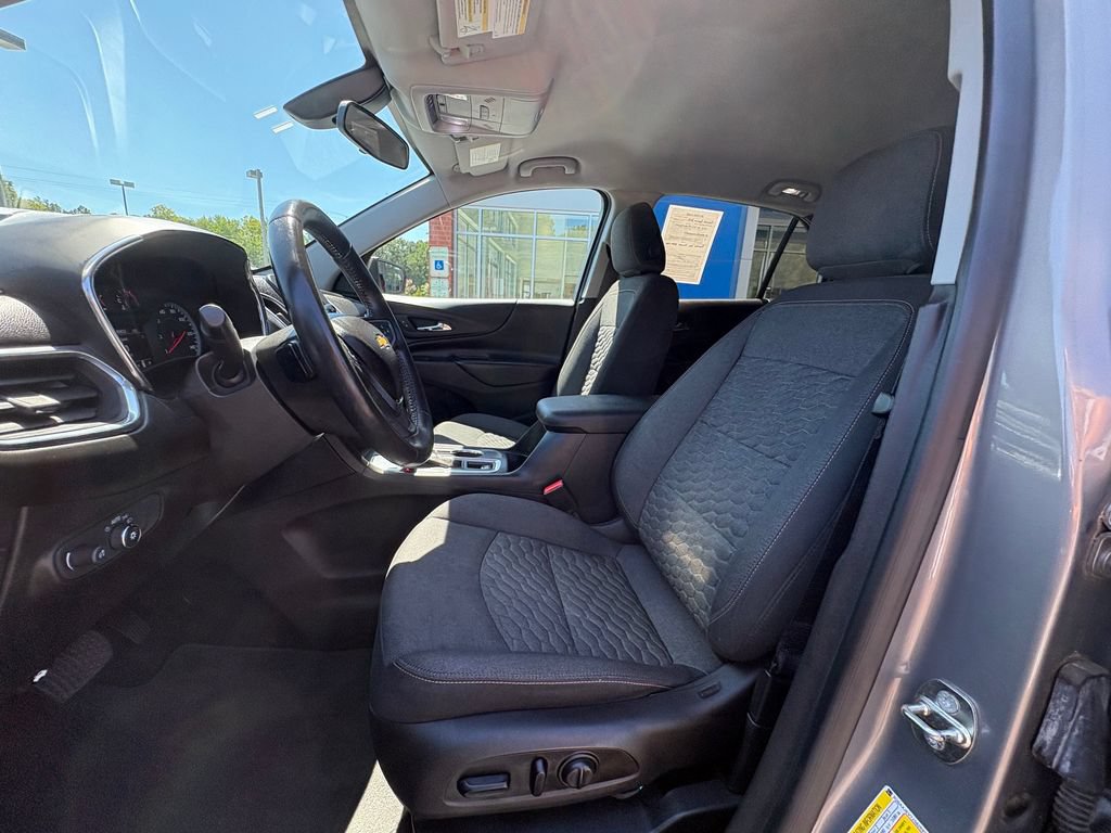 Used 2018 Chevrolet Equinox LT FWD image 11