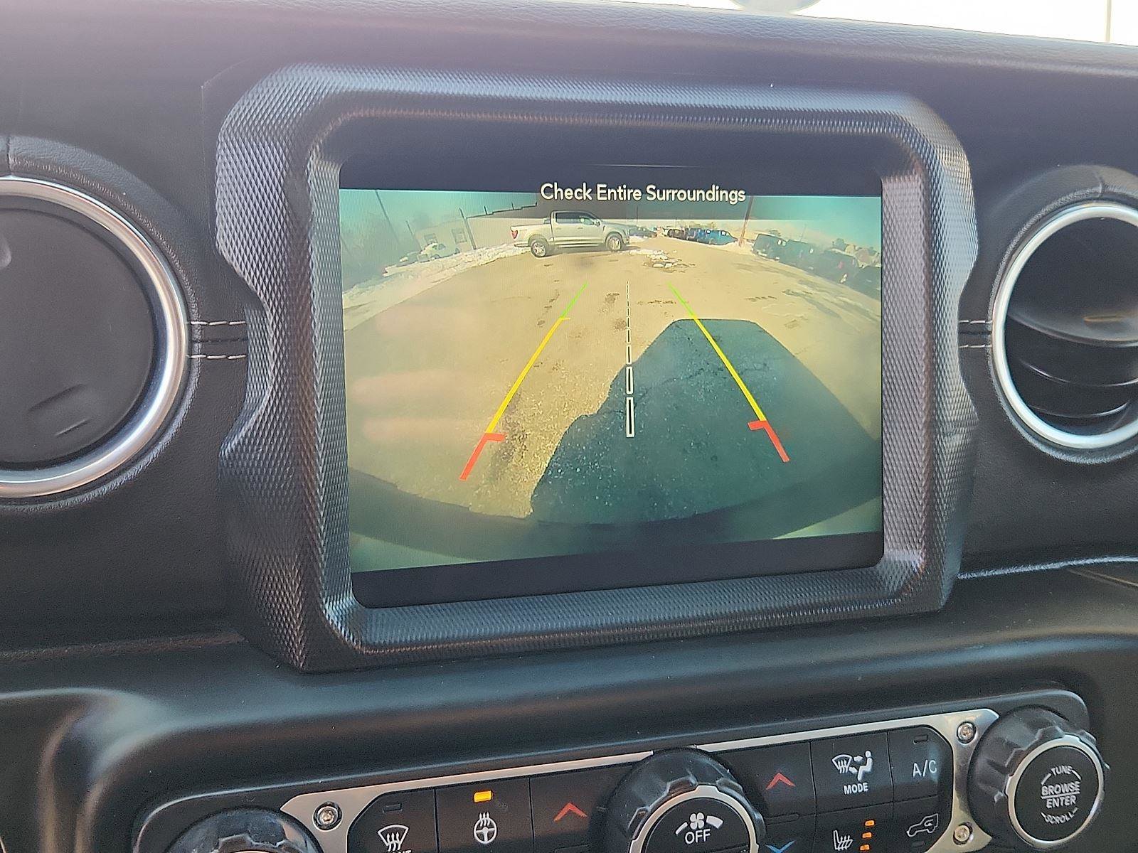 Used 2018 Jeep Wrangler Unlimited Sahara image 18