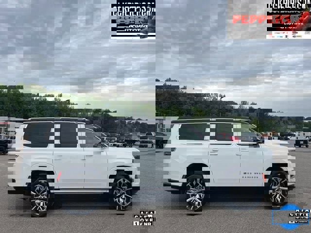 Used 2024 Jeep Grand Wagoneer L Series III image 7