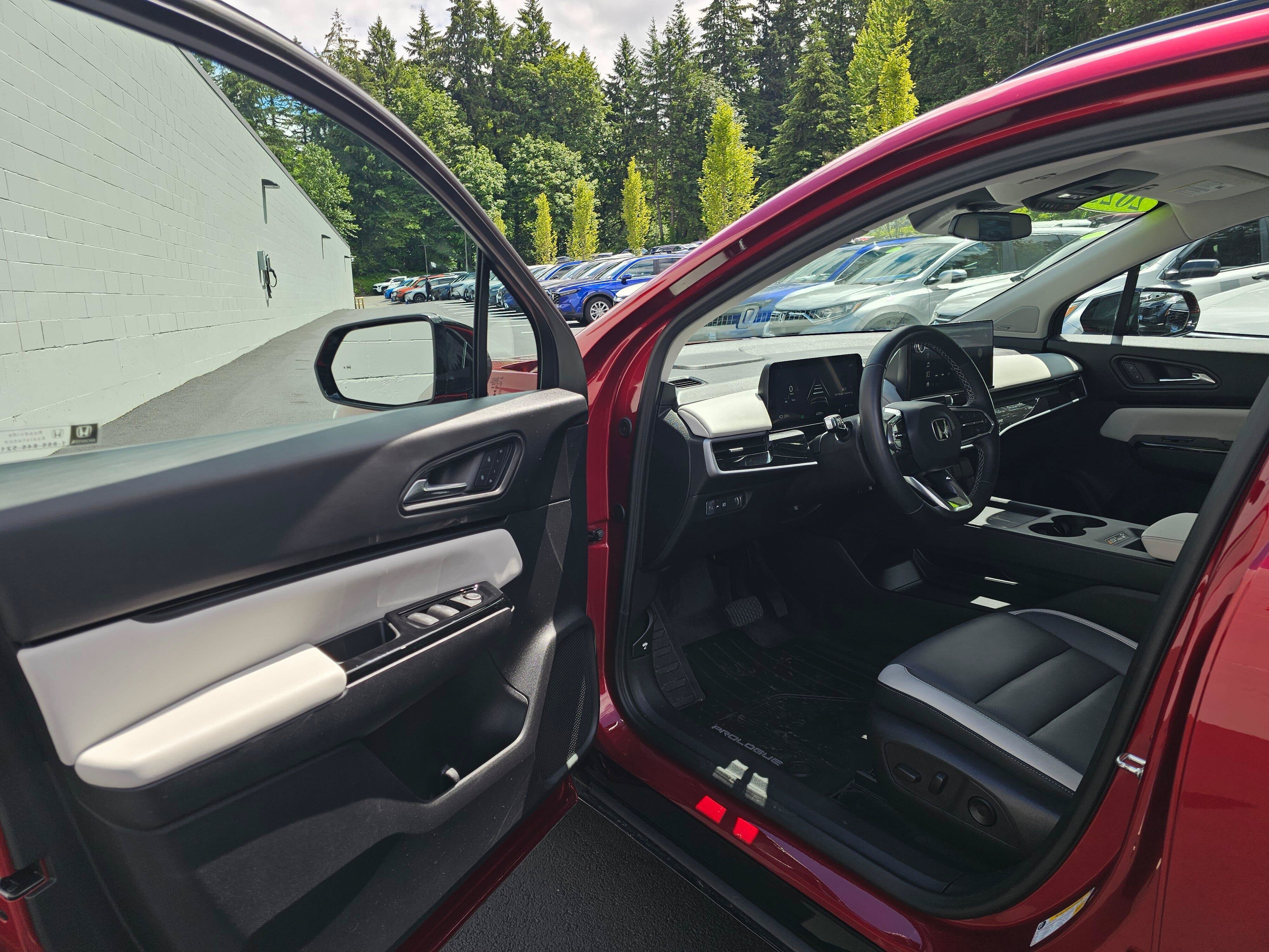 Used 2025 Honda Prologue Touring image 22