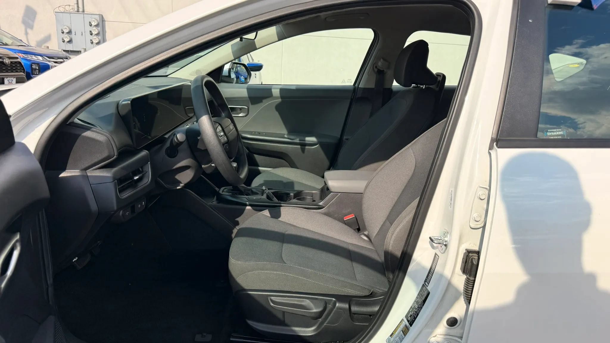 Used 2025 Kia K4 FWD image 12
