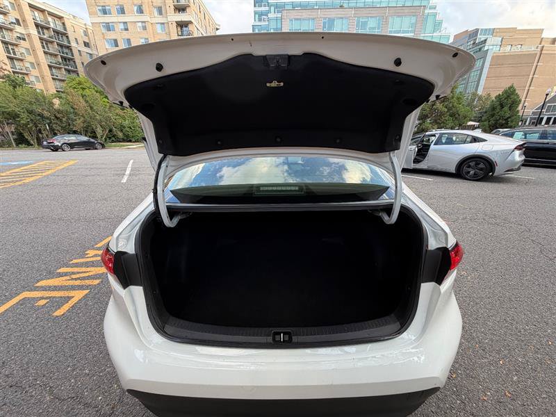 Used 2025 Toyota Corolla LE FWD image 23