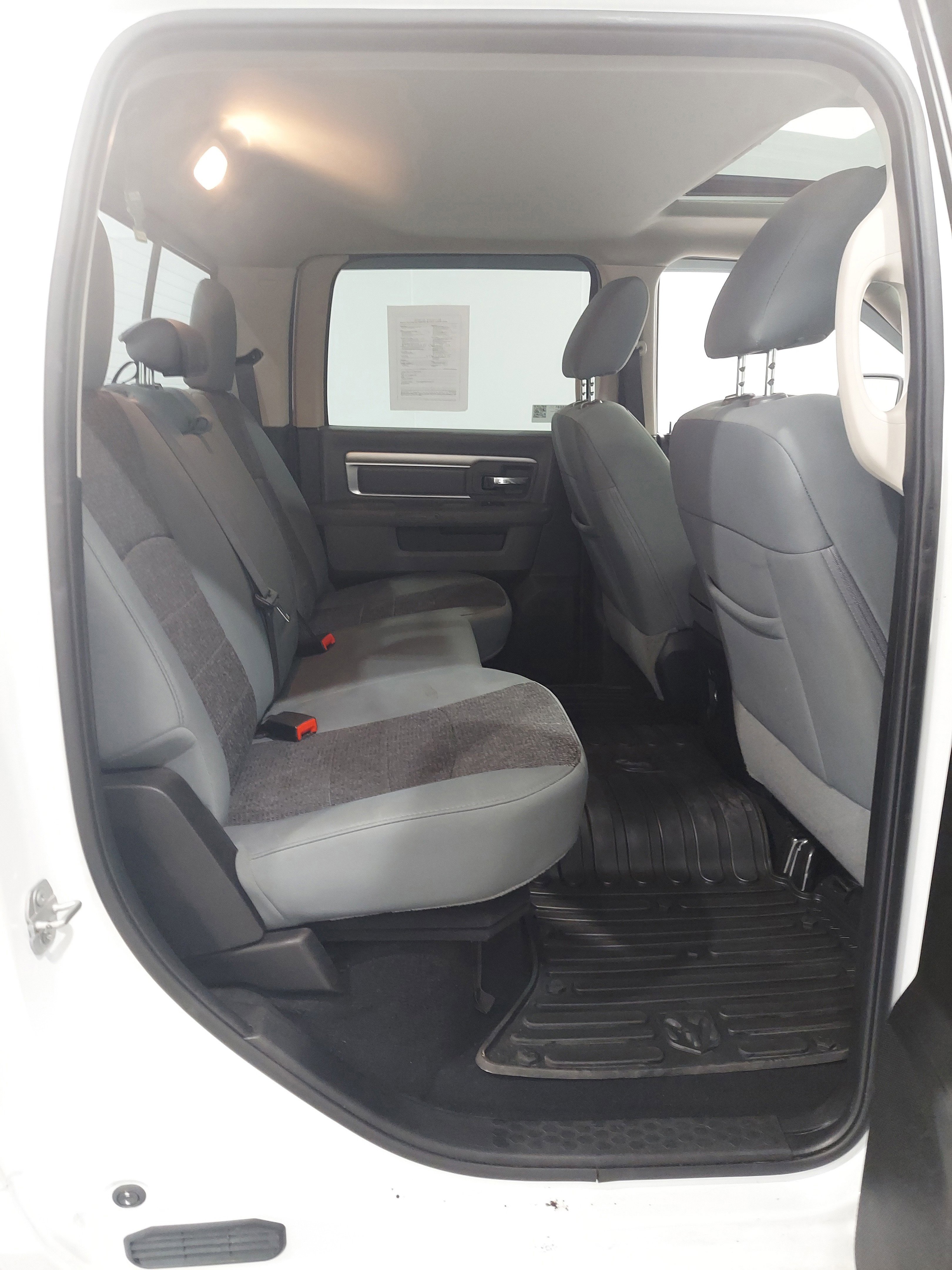 Used 2019 RAM 1500 Classic Warlock AWD/4WD image 17