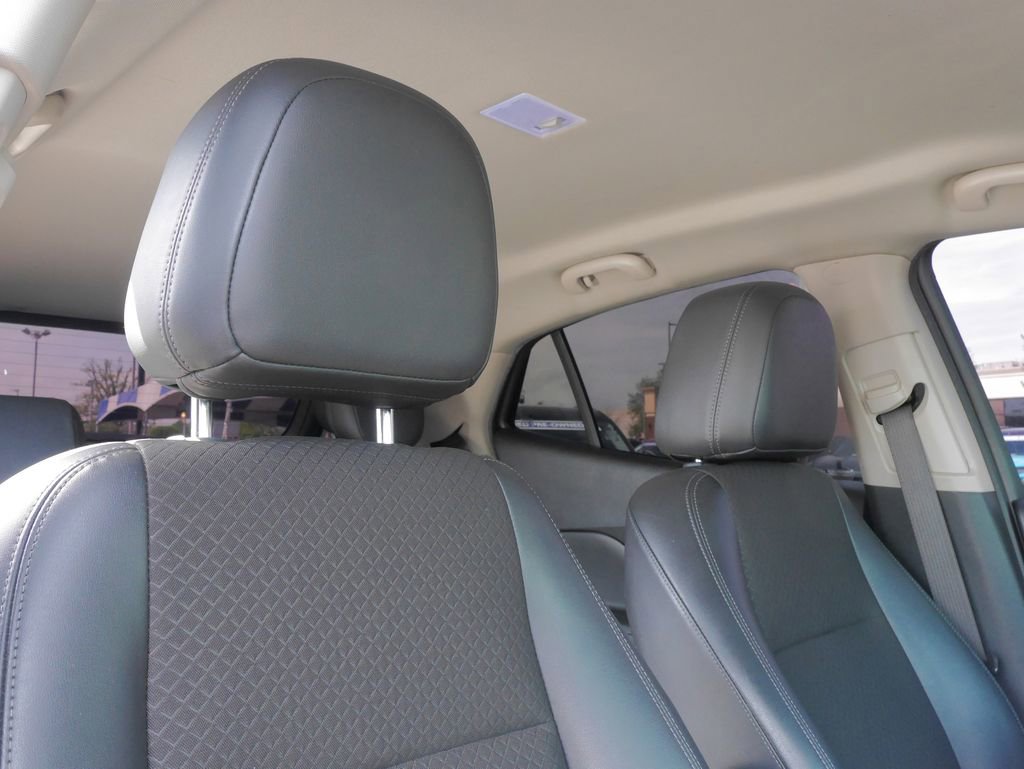 Used 2021 Buick Encore Preferred FWD image 14