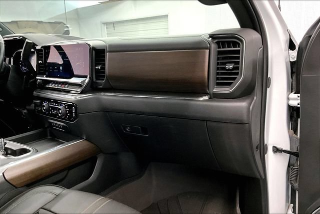 Used 2024 Chevrolet Silverado 3500 High Country w/ High Country Premium Package AWD/4WD image 20