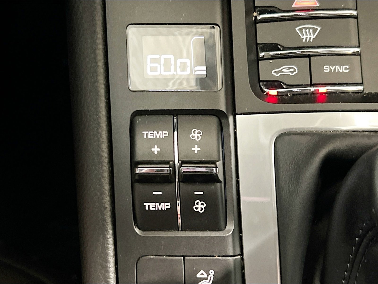 Used 2021 Porsche Macan image 12