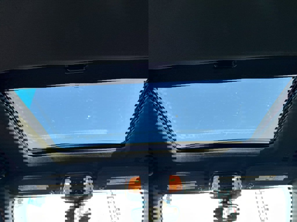 Used 2019 Jeep Grand Cherokee Altitude image 16