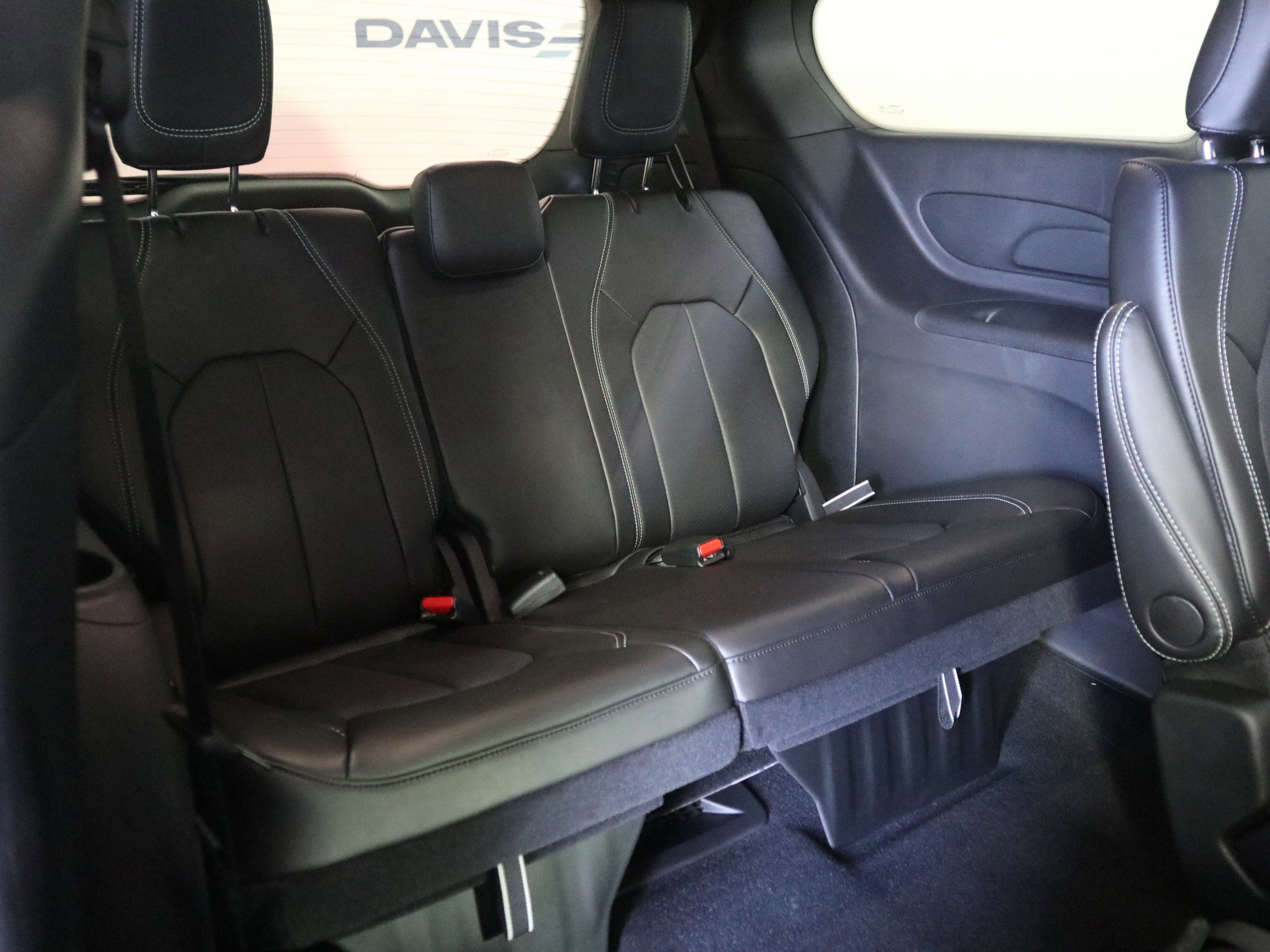 New 2026 Chrysler Pacifica Select image 22