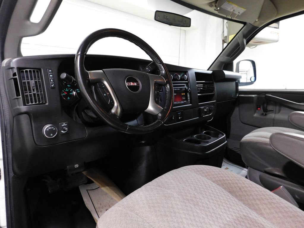 Used 2017 GMC Savana 2500 RWD image 25