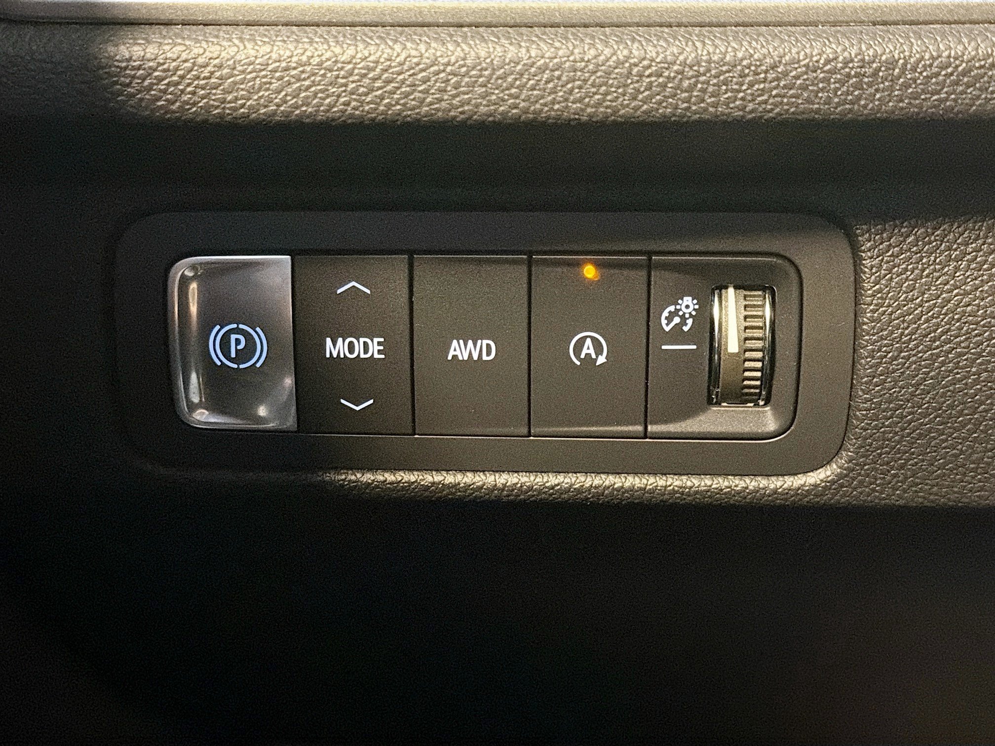 Used 2025 Chevrolet Traverse LT AWD/4WD image 17