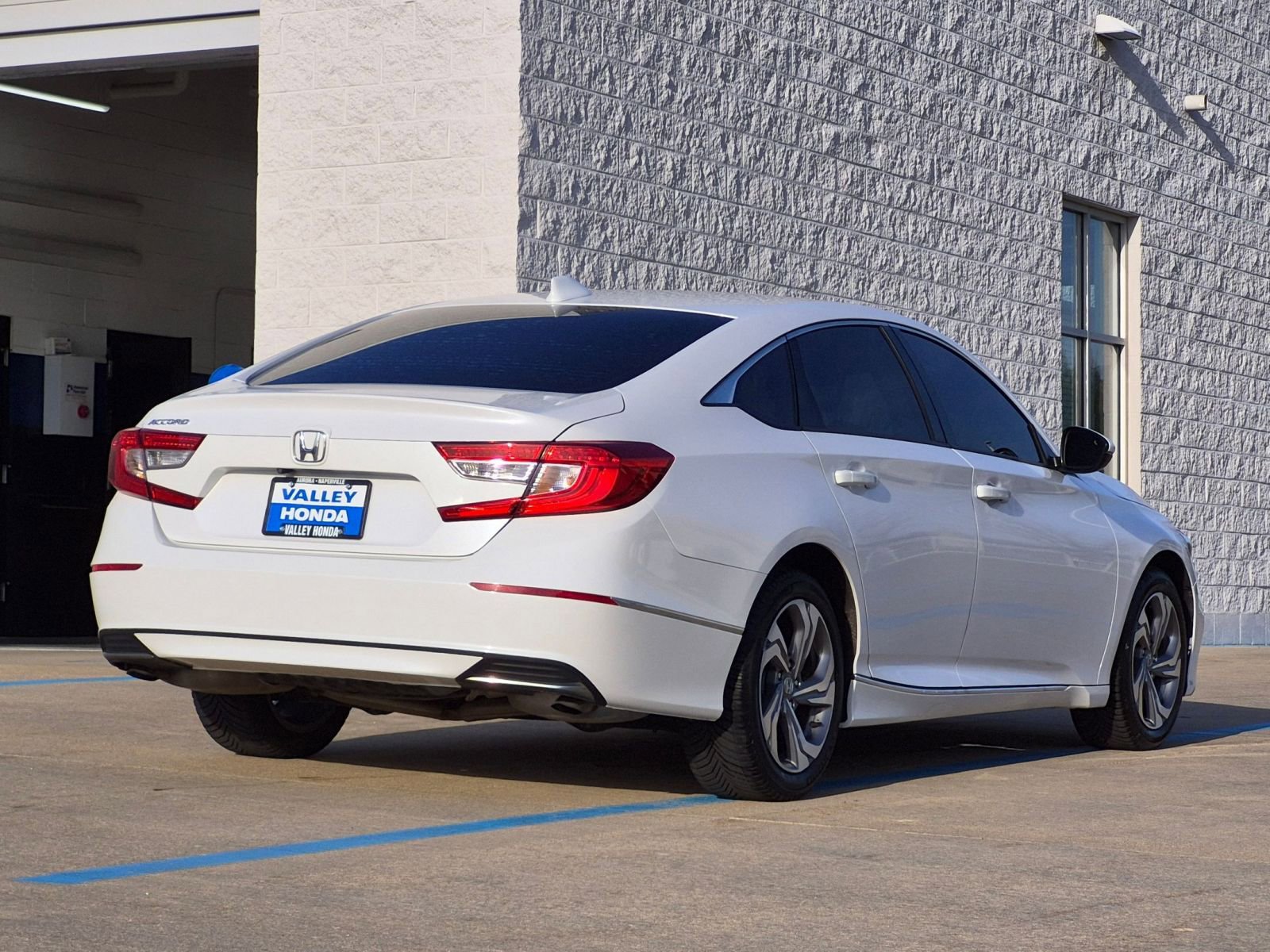 Certified 2018 Honda Accord EX-L image 7