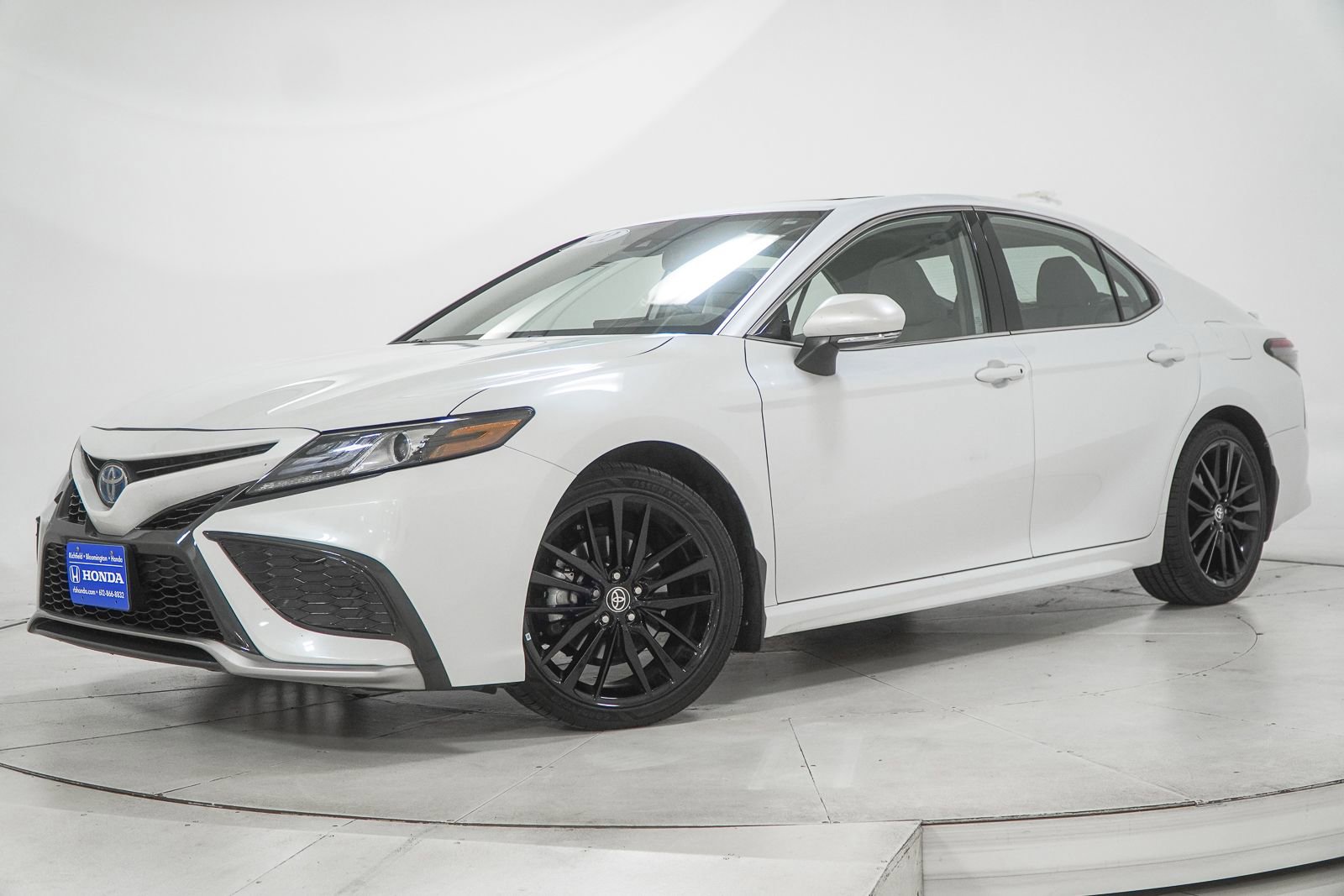 Used 2022 Toyota Camry XSE w/ Cold Weather Package FWD video 1