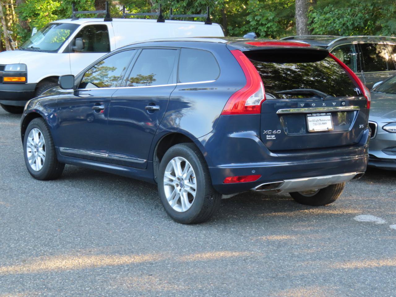 Used 2015 Volvo XC60 T5 Platinum FWD image 4