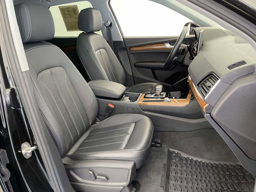 Certified 2023 Audi Q5 2.0T Premium w/ Convenience Package AWD/4WD image 23