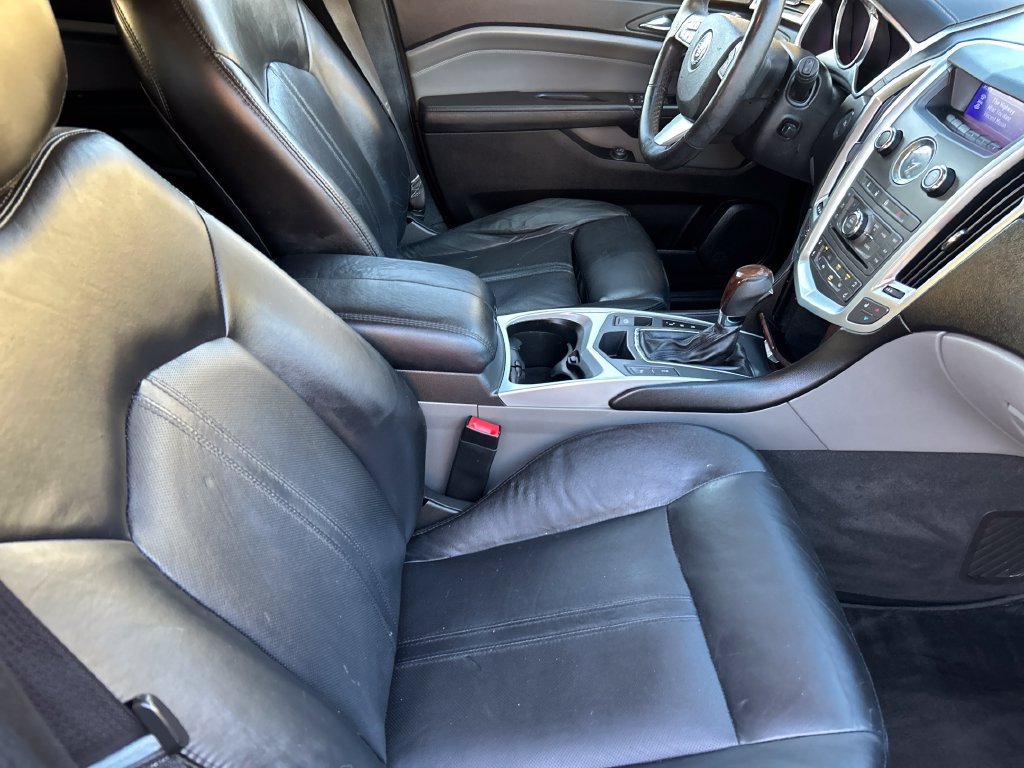 Used 2011 Cadillac SRX Luxury FWD image 12