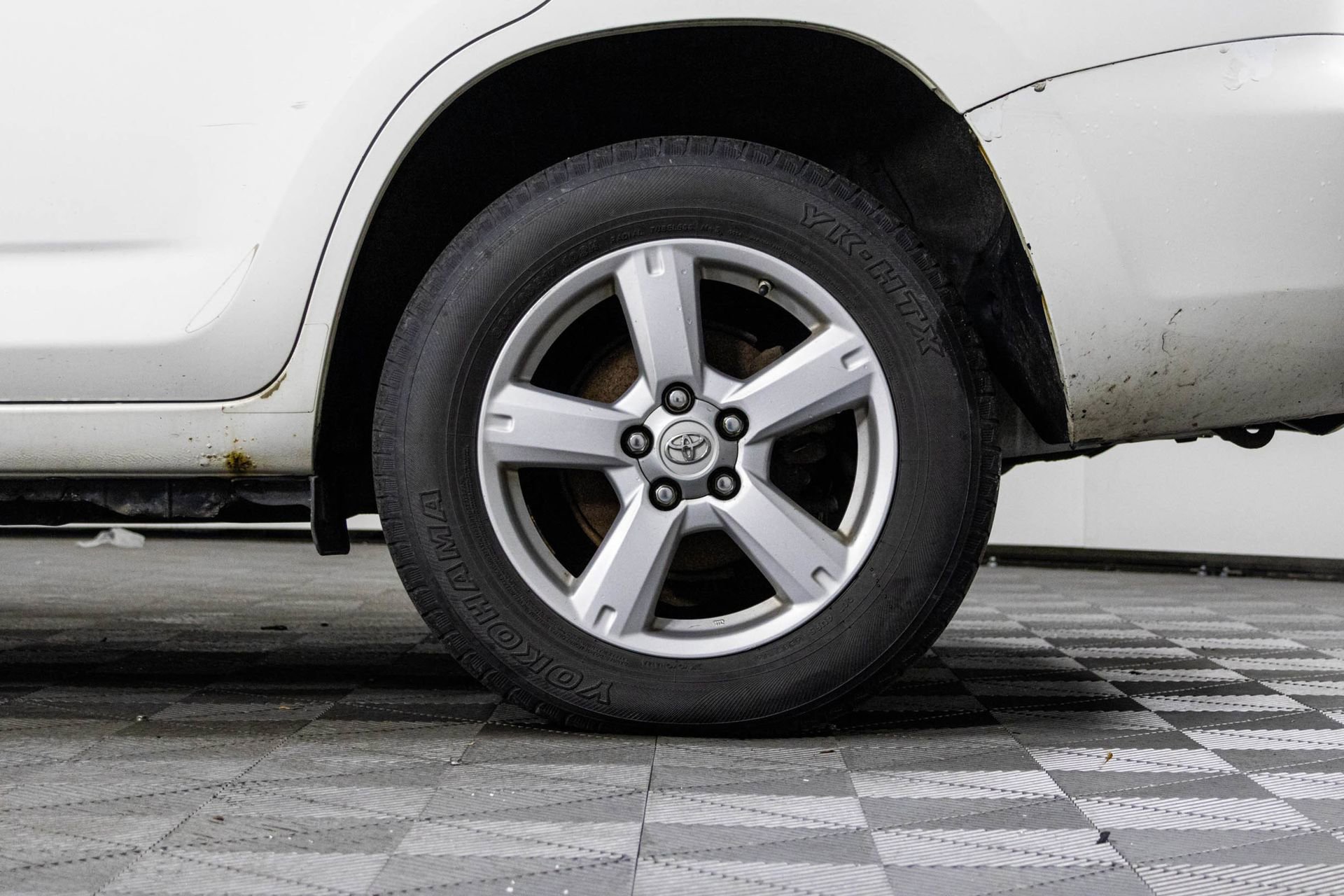 Used 2007 Toyota RAV4 4WD image 36