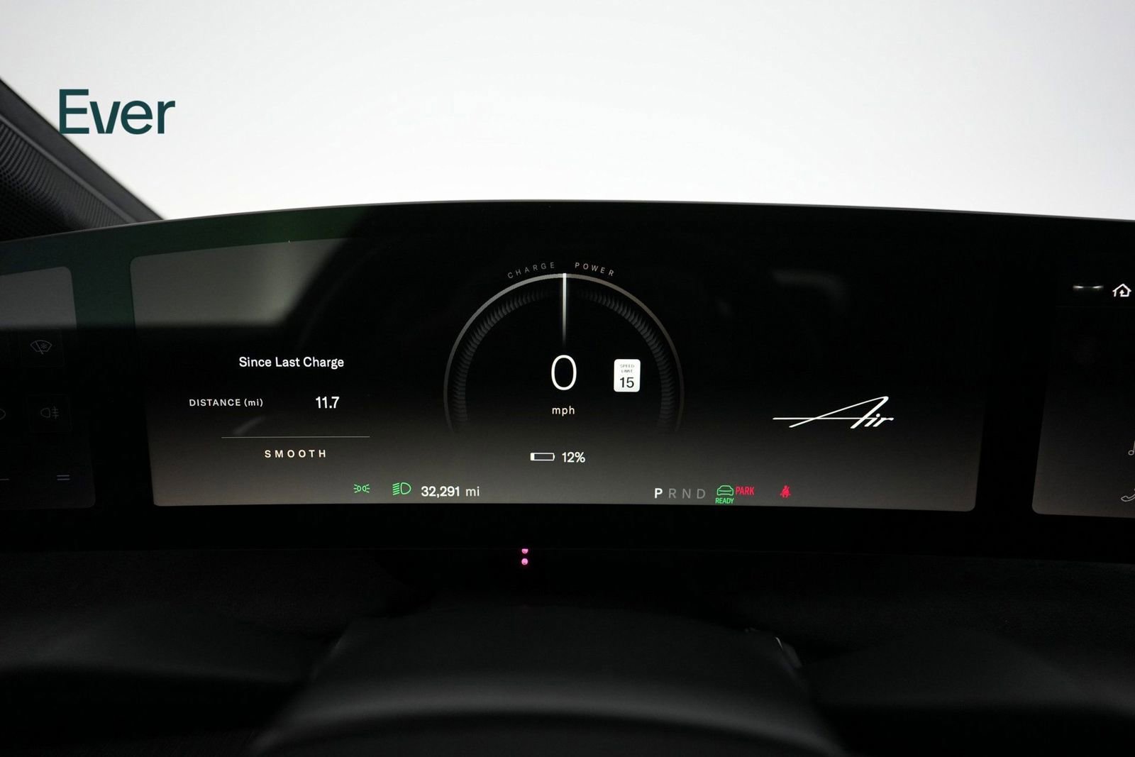 Used 2022 Lucid Air Grand Touring image 25