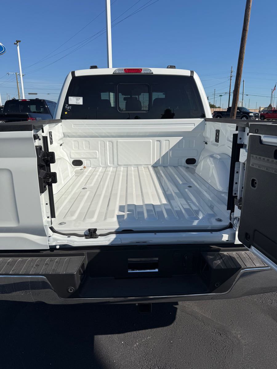 New 2025 Ford F150 Lariat image 8
