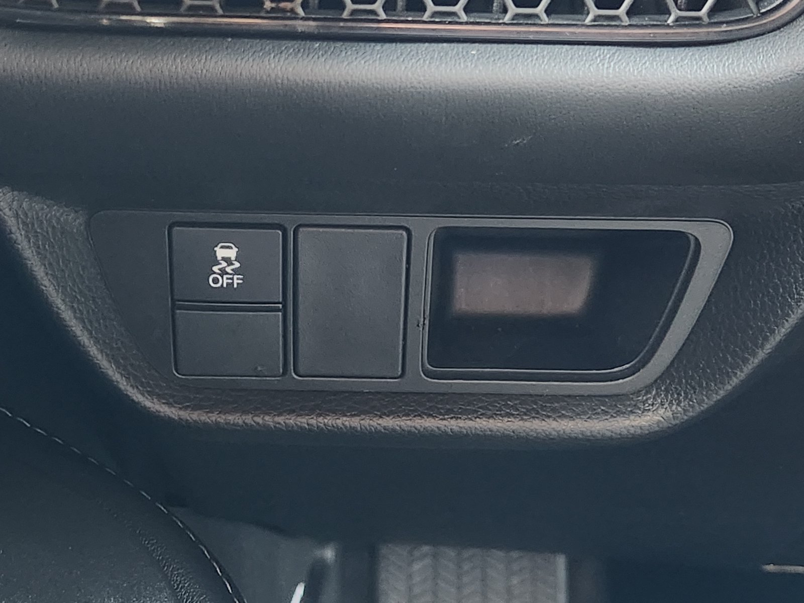 Certified 2024 Honda HR-V EX-L image 26