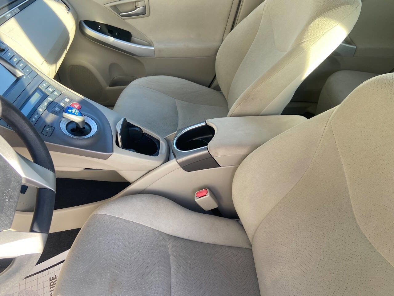 Used 2014 Toyota Prius Three image 21