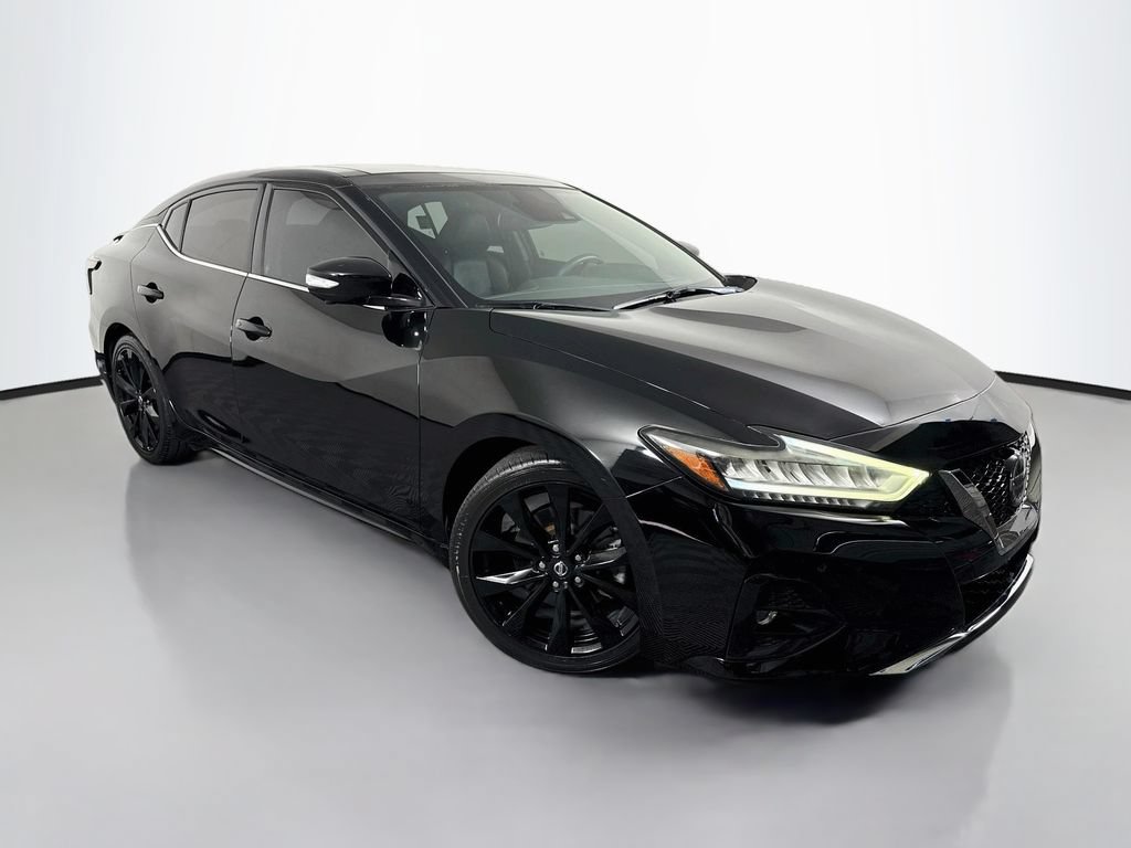 Used 2019 Nissan Maxima SR w/ Premium Package FWD image 3