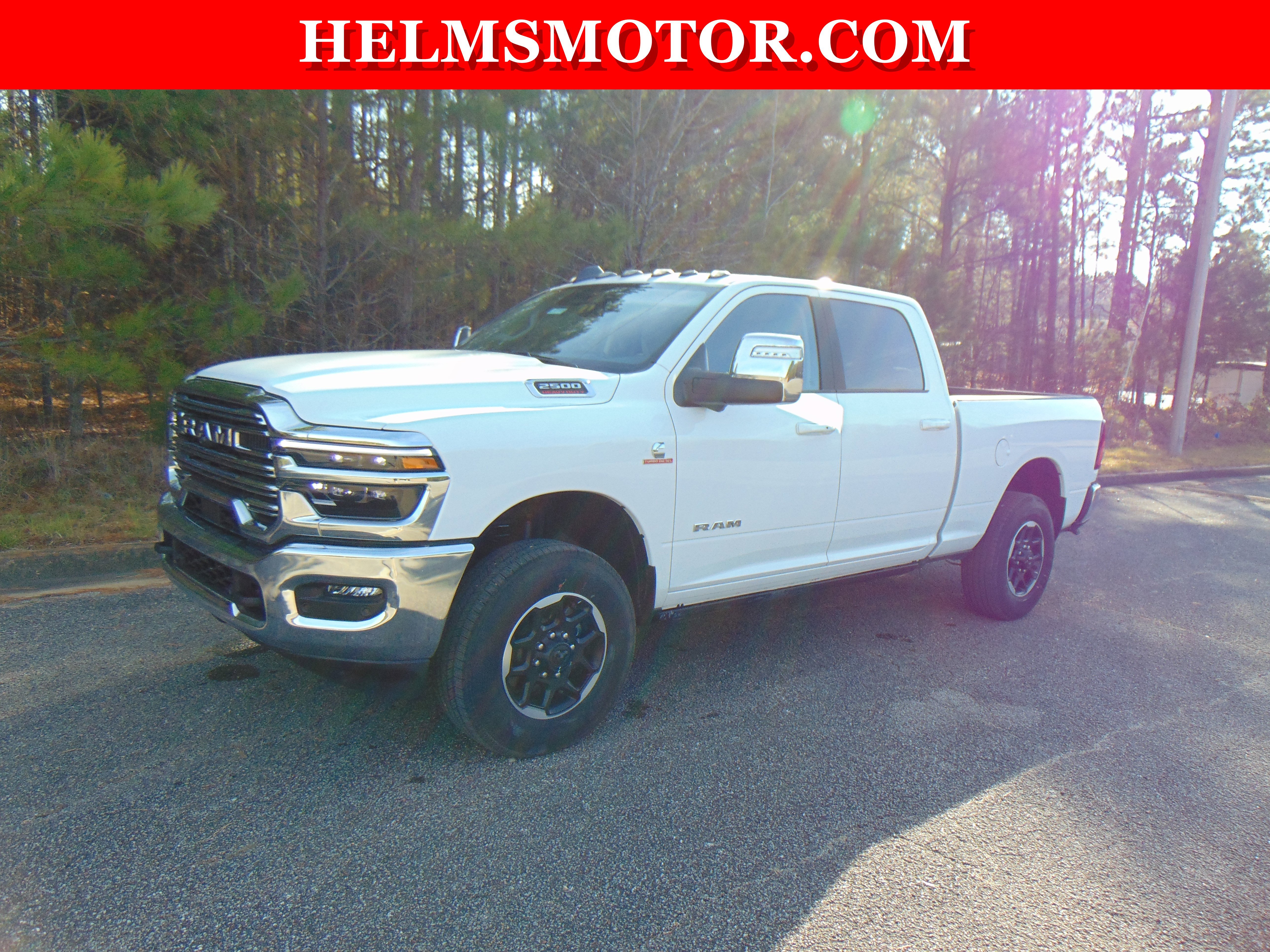 New 2025 RAM 2500 Laramie AWD/4WD image 11