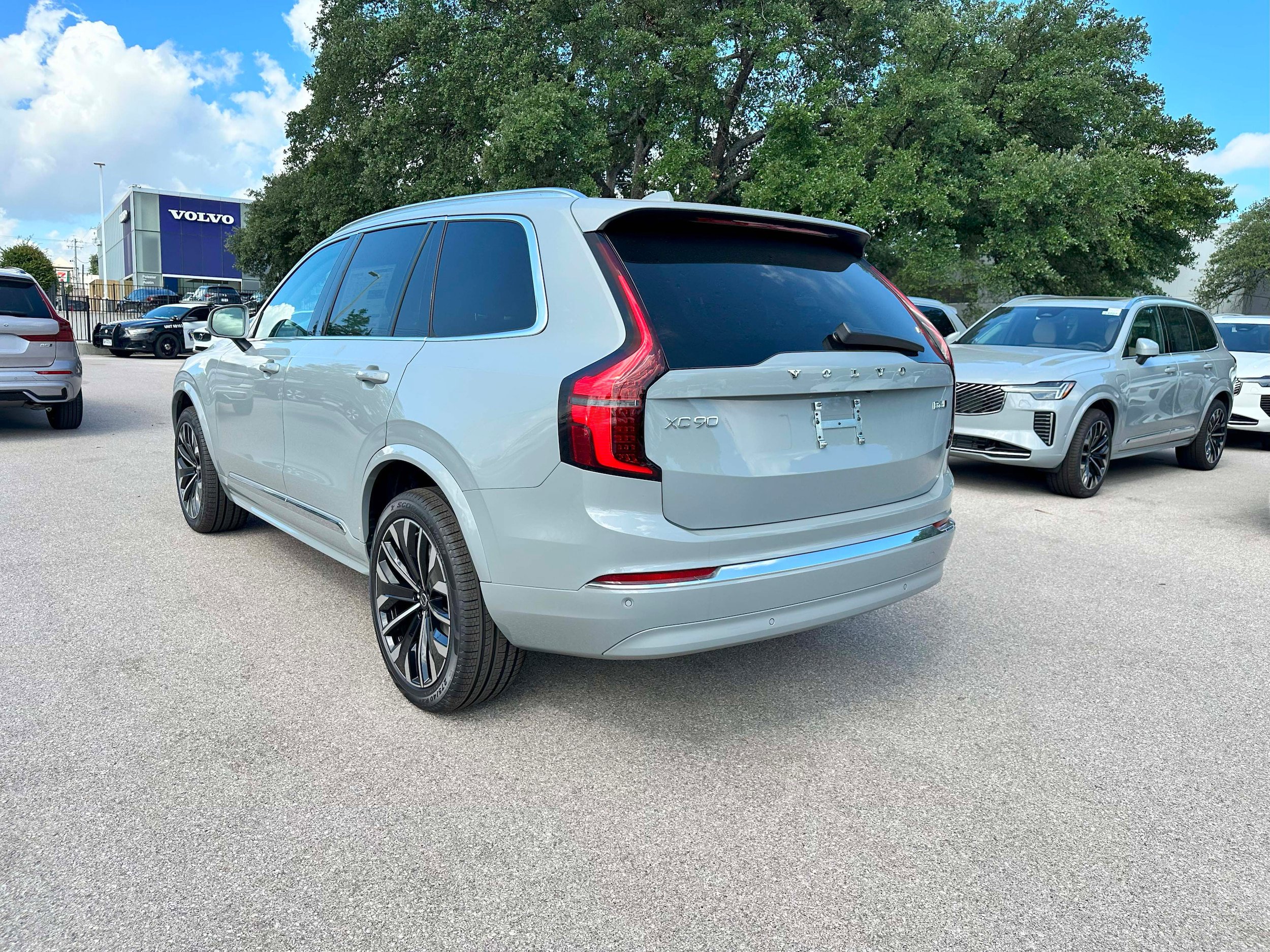 Used 2026 Volvo XC90 B6 Core AWD/4WD image 4