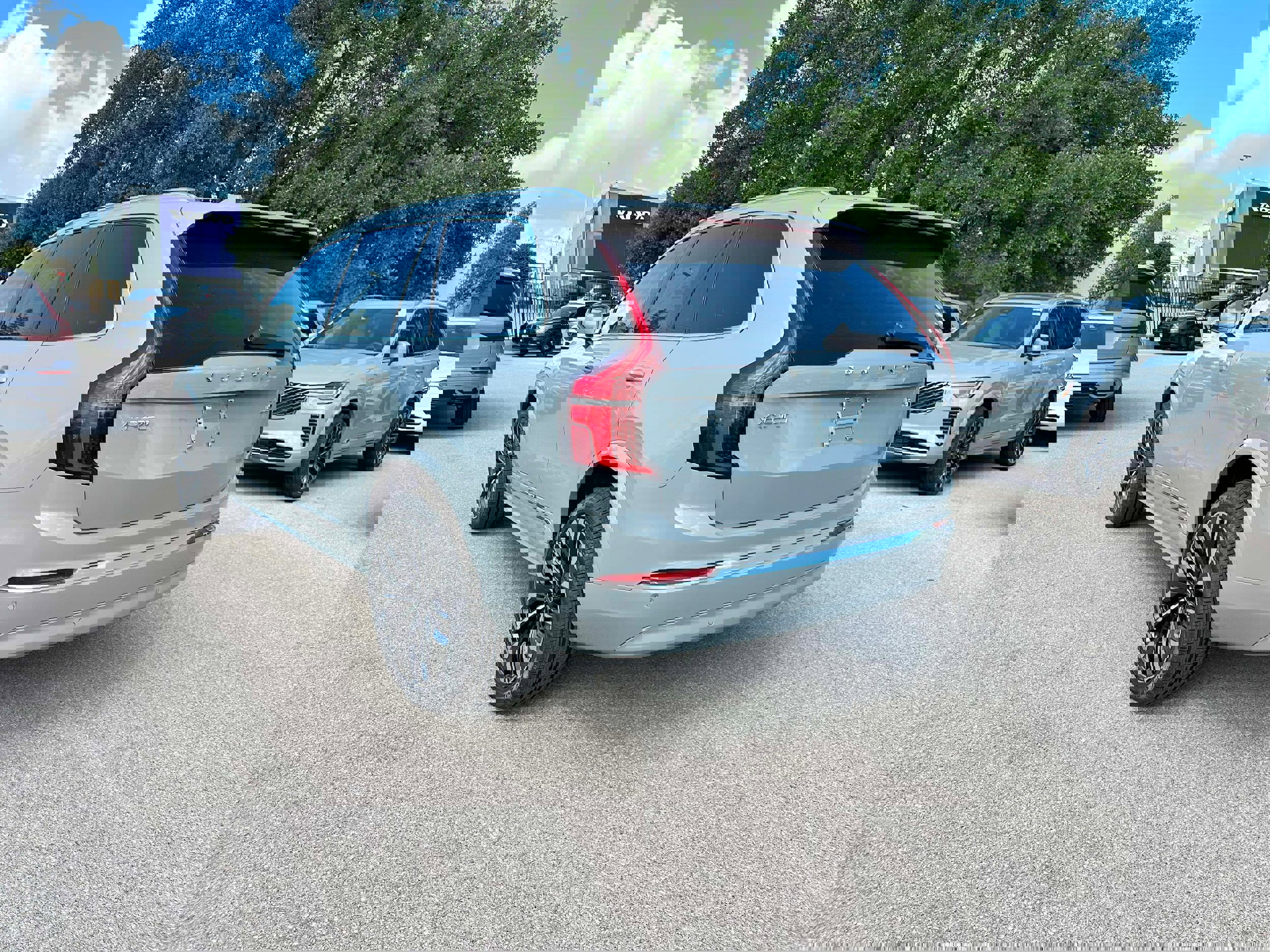 New 2026 Volvo XC90 B6 Core image 4