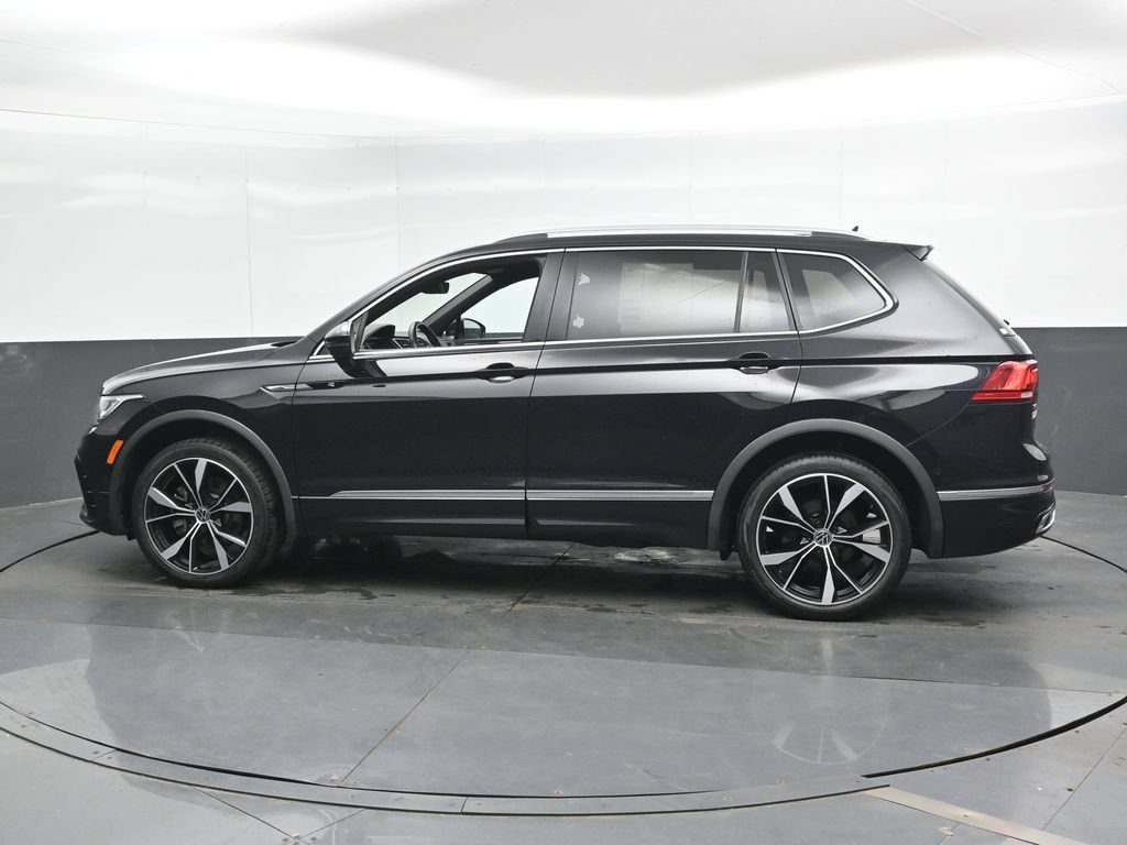 Used 2022 Volkswagen Tiguan SEL R-Line AWD/4WD image 9