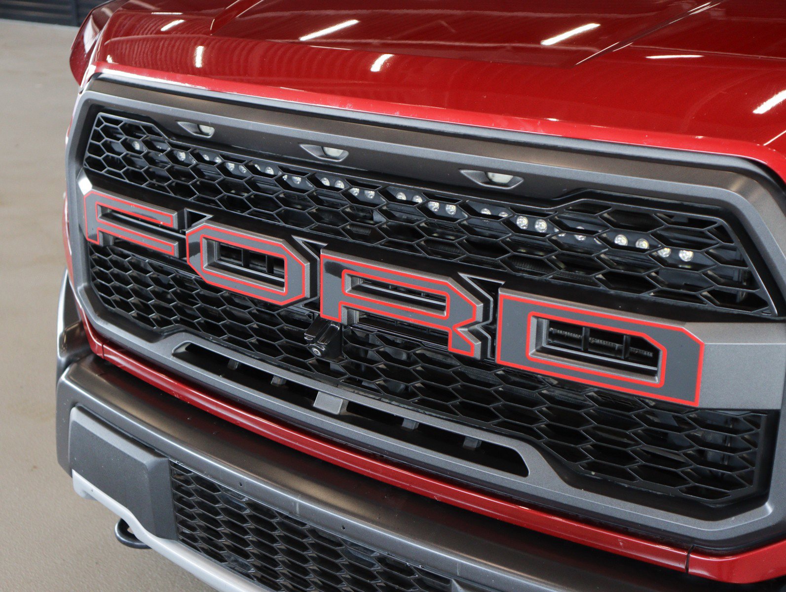 Used 2019 Ford F150 Raptor w/ Equipment Group 802A Luxury image 24