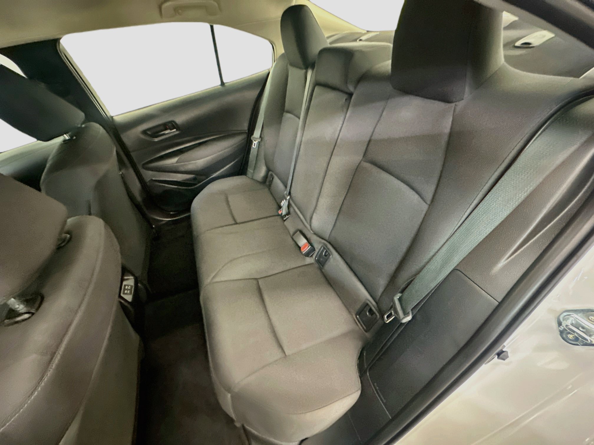 Used 2026 Toyota Corolla LE FWD image 29
