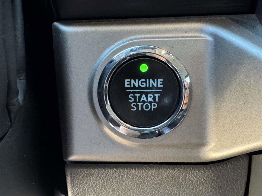 Used 2021 Ford F150 XLT w/ Equipment Group 302A High image 9