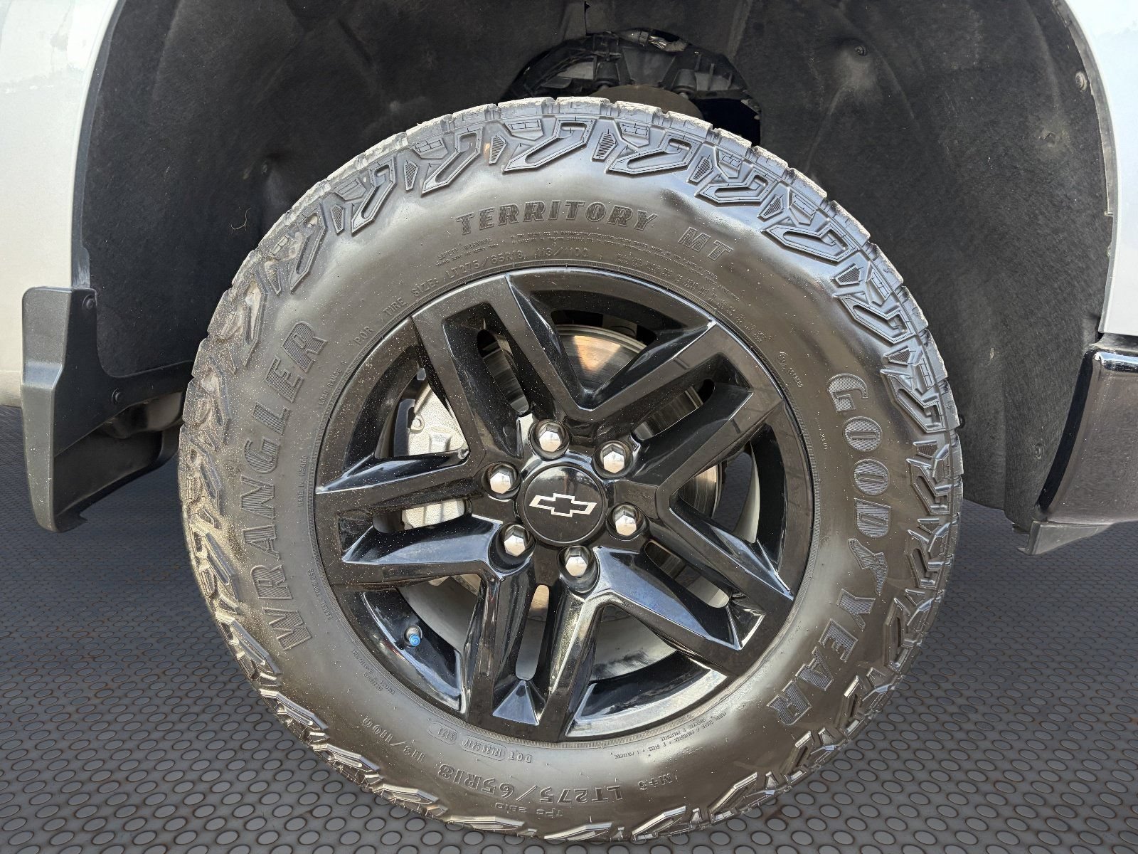 Certified 2024 Chevrolet Silverado 1500 Custom Trail Boss AWD/4WD image 10