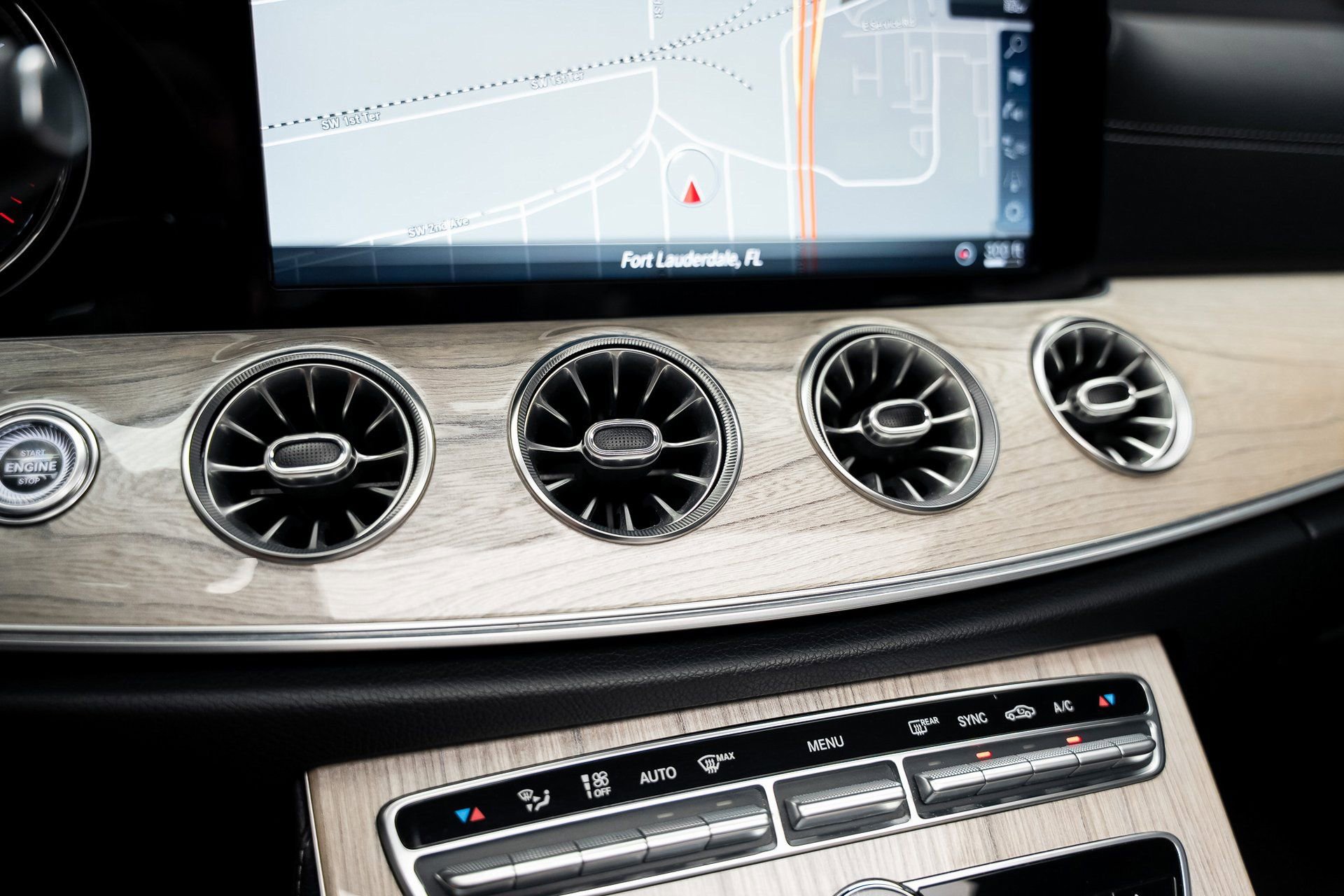 Used 2019 Mercedes-Benz E 450 4MATIC Cabriolet image 52