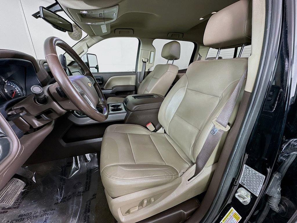 Used 2018 Chevrolet Silverado 3500 LTZ w/ Duramax Plus Package image 28