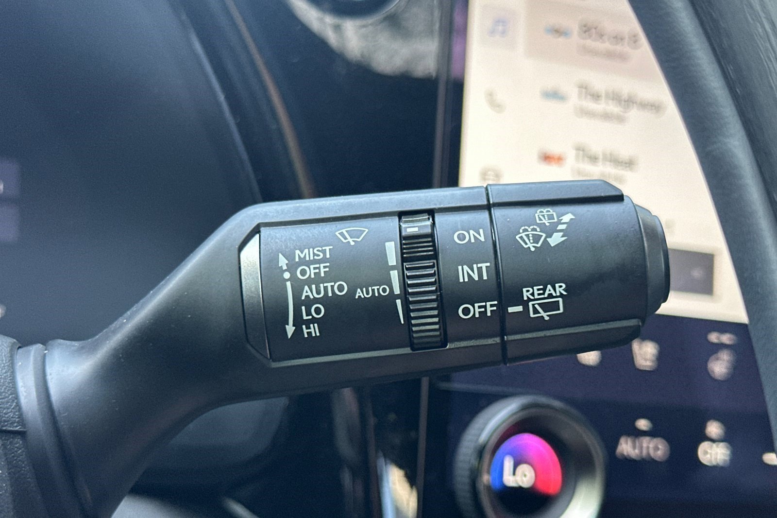 Certified 2025 Lexus RX 350 w/ Convenience Package image 33