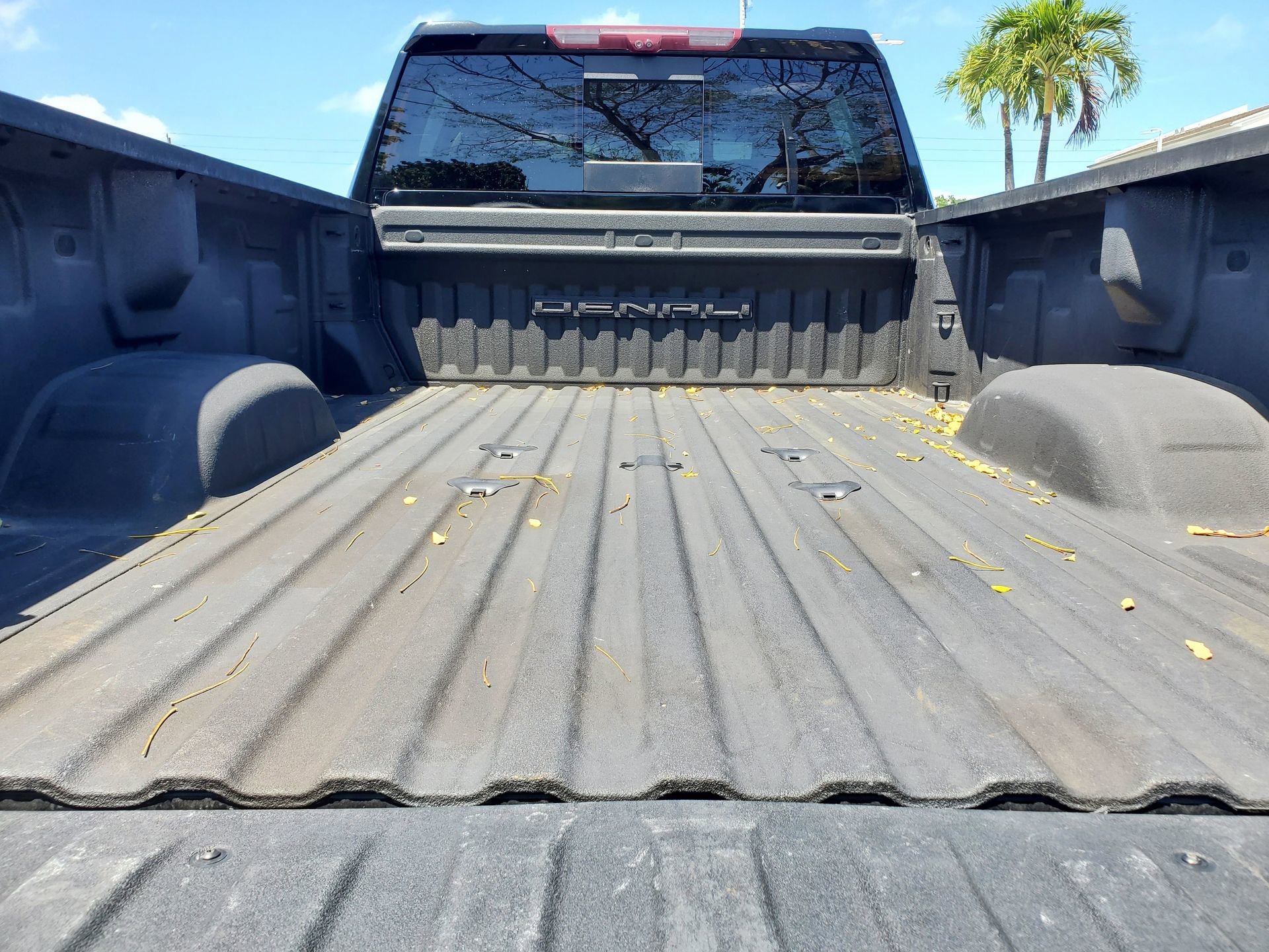 Used 2022 GMC Sierra 3500 Denali w/ Denali Ultimate Package image 8