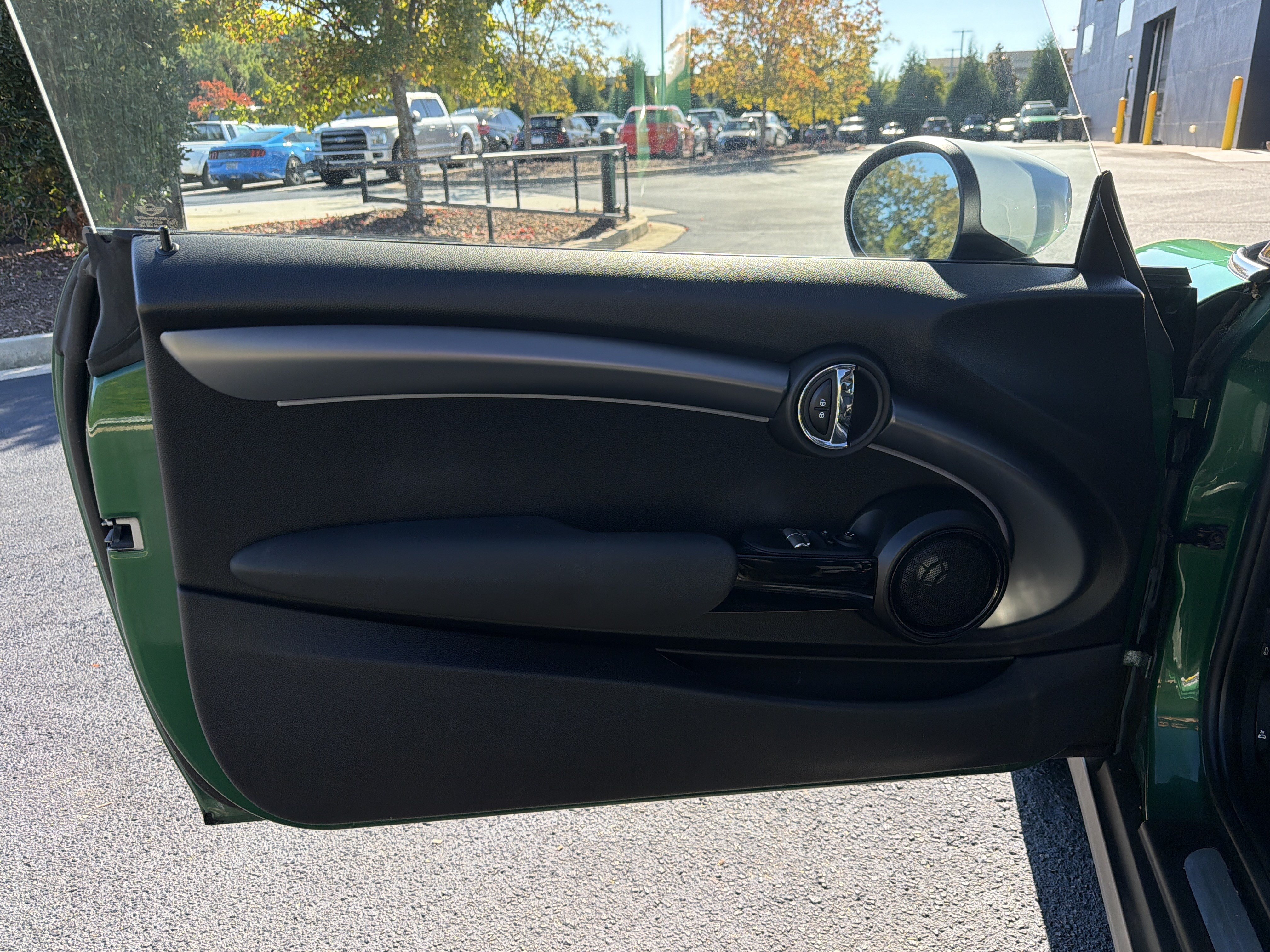 Used 2024 MINI Cooper SE FWD image 24