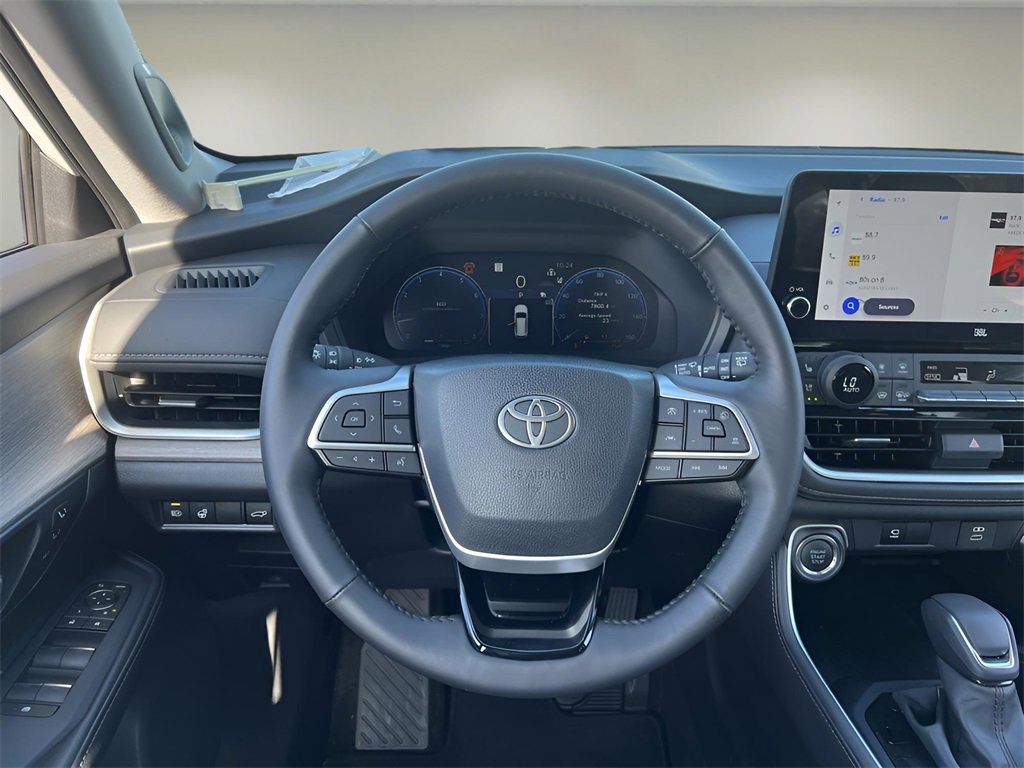 Used 2025 Toyota Grand Highlander FWD image 12