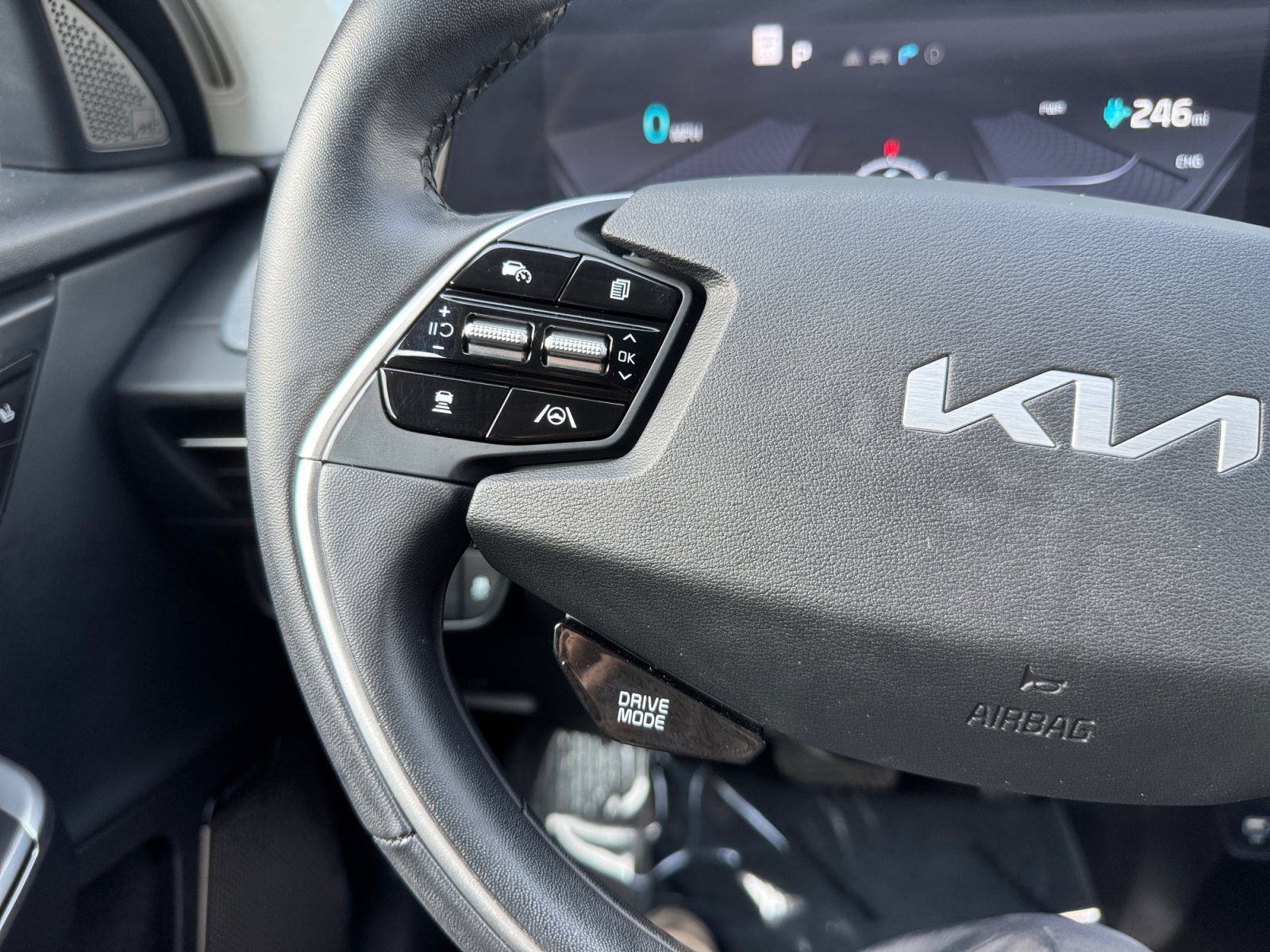 Used 2023 Kia EV6 Wind AWD/4WD image 23
