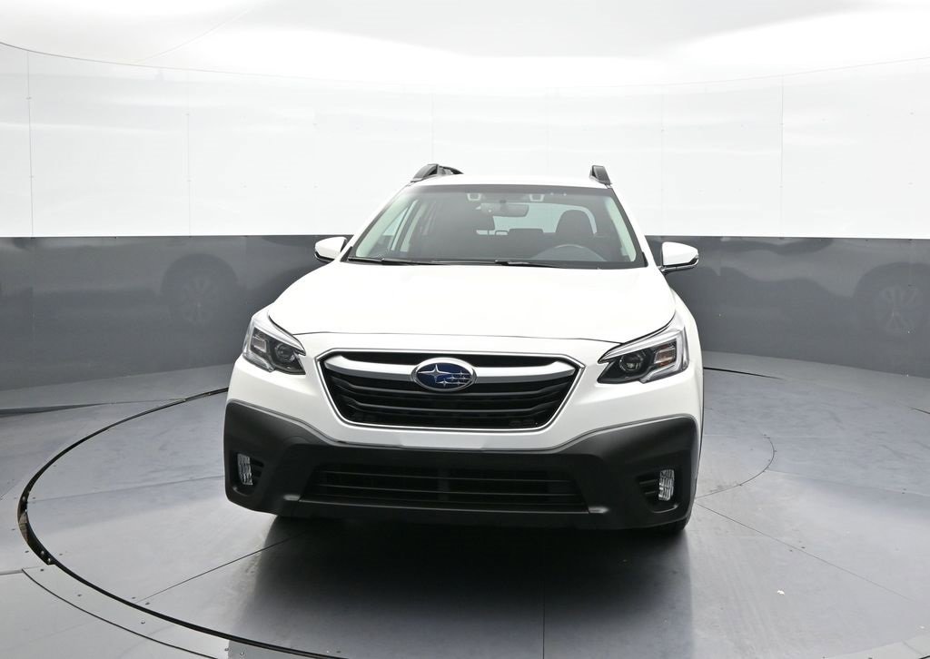 Used 2022 Subaru Outback Premium image 2
