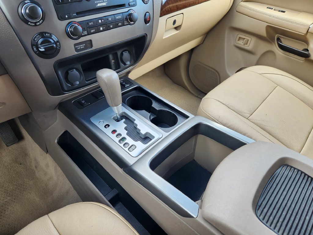 Used 2012 Nissan Armada SL AWD/4WD image 16